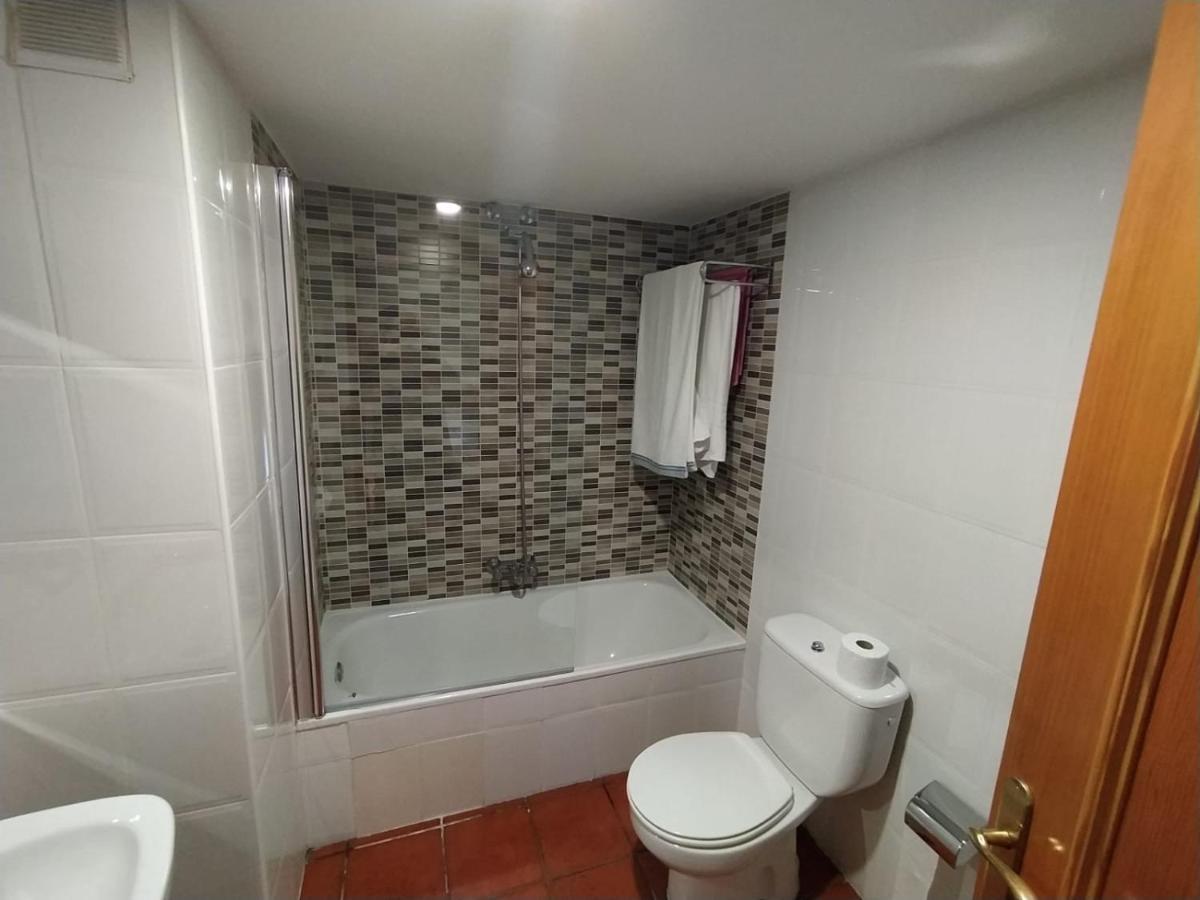Albergue De Nuestra Senora Carrasquedo Granon Eksteriør billede